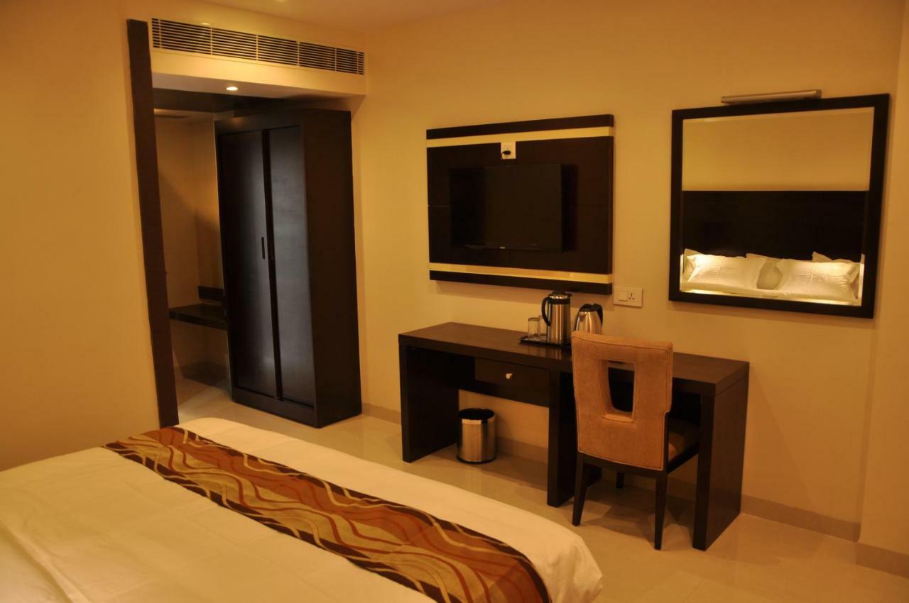 Hotel Krishna Residency Vijayawāda Exteriér fotografie