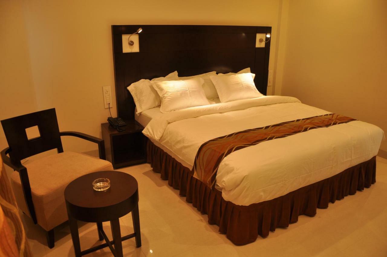 Hotel Krishna Residency Vijayawāda Exteriér fotografie